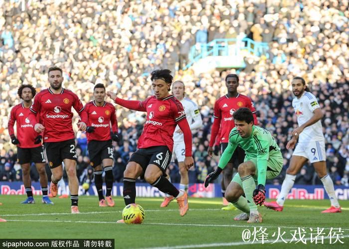 英超-库尼亚建功舍什科错失良机 曼联1-1战平利兹联 英超-库尼亚建功舍什科错失良机 曼联1-1战平利兹联